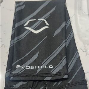 EvoShield Men's Black Arm Sleeve
